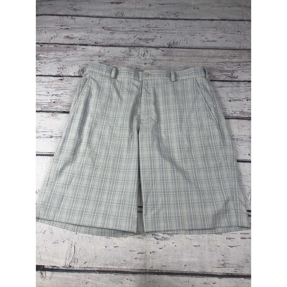 Nike Dri-Fit Golf  Shorts Men's Size 34 Khaki Tan with Blue Grid-Lines (M90)